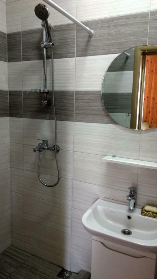 Hotel Eco House Chornomorsk Exterior foto