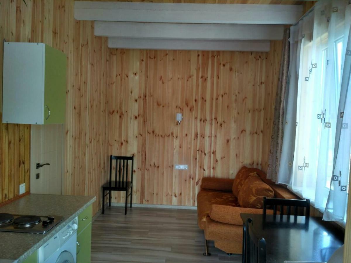 Hotel Eco House Chornomorsk Exterior foto